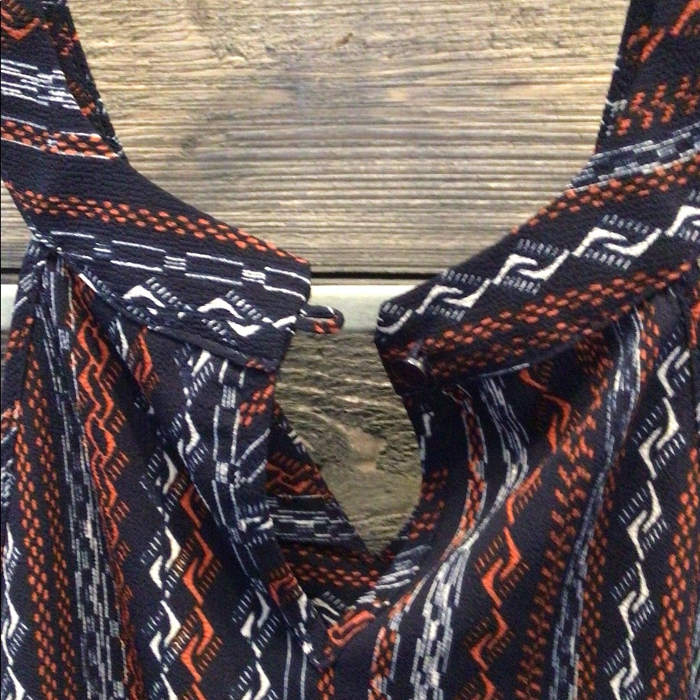 Monteau Fancy Tank Top - Picture 5 of 5